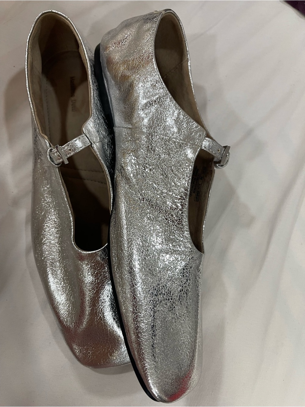 Massimo Dutti Silver Metallic Flats - Picture 2 of 16